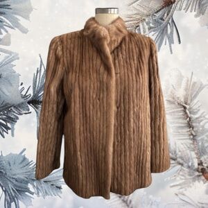 Genuine Natural Mink Fur Coat. Size L